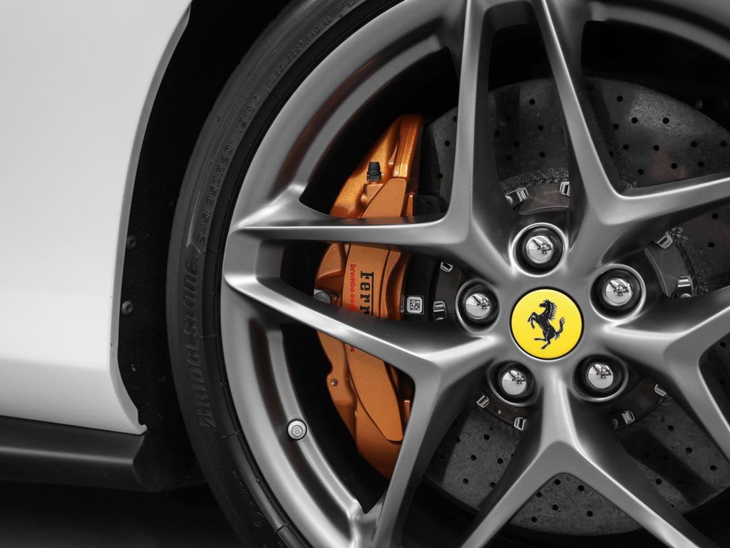 Certified 2024 Ferrari Roma Spider image 12