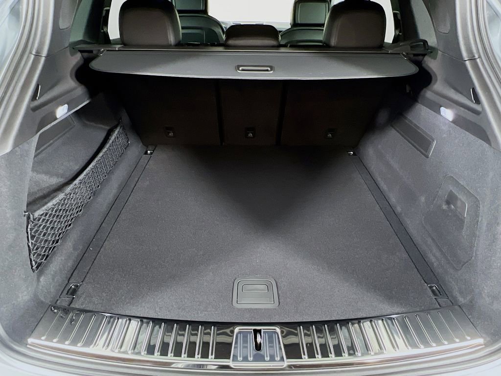 New 2026 Porsche Cayenne Base image 28