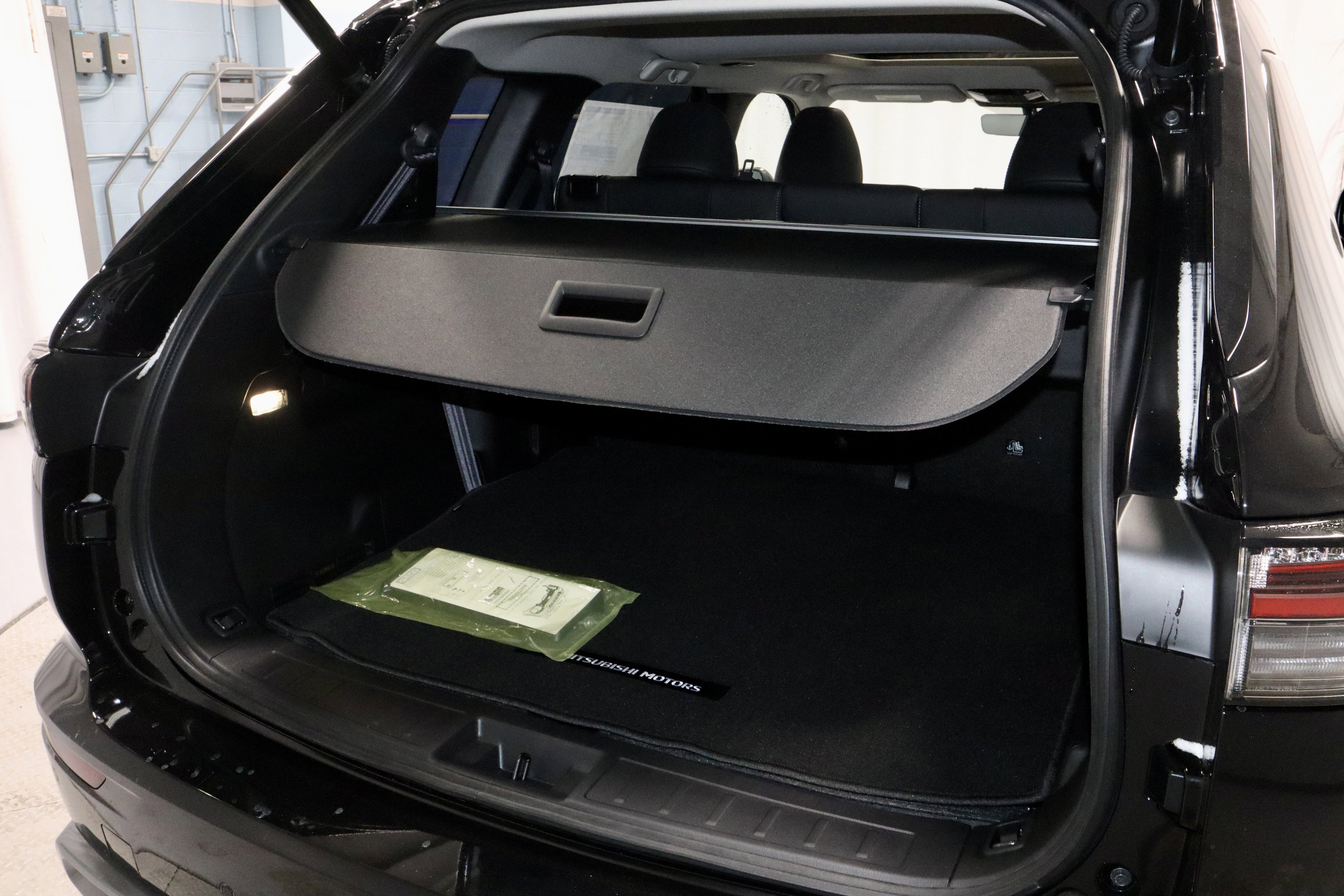 New 2026 Mitsubishi Outlander SE image 11