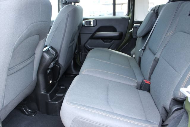 Used 2024 Jeep Wrangler Unlimited Sahara AWD/4WD image 42