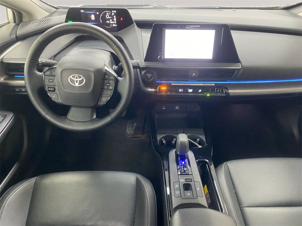 Used 2023 Toyota Prius XLE image 2