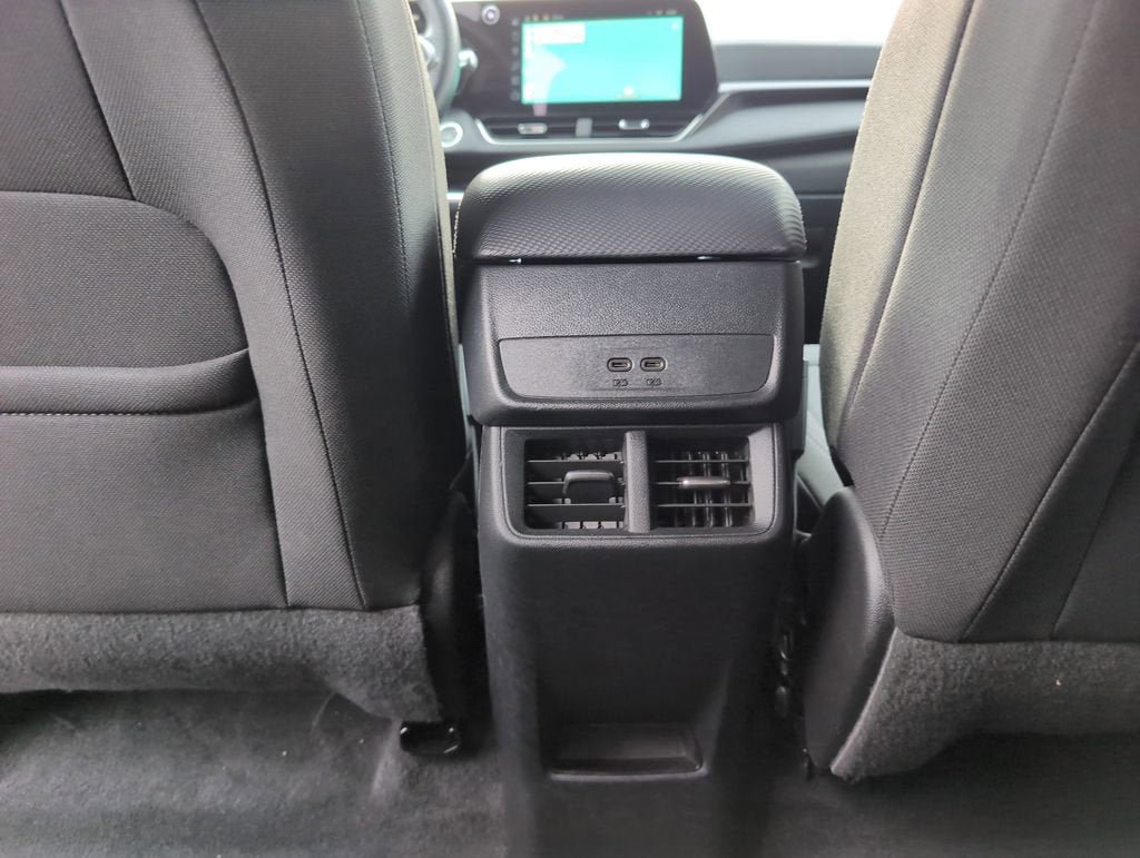 Used 2025 Chevrolet Equinox LT FWD image 31