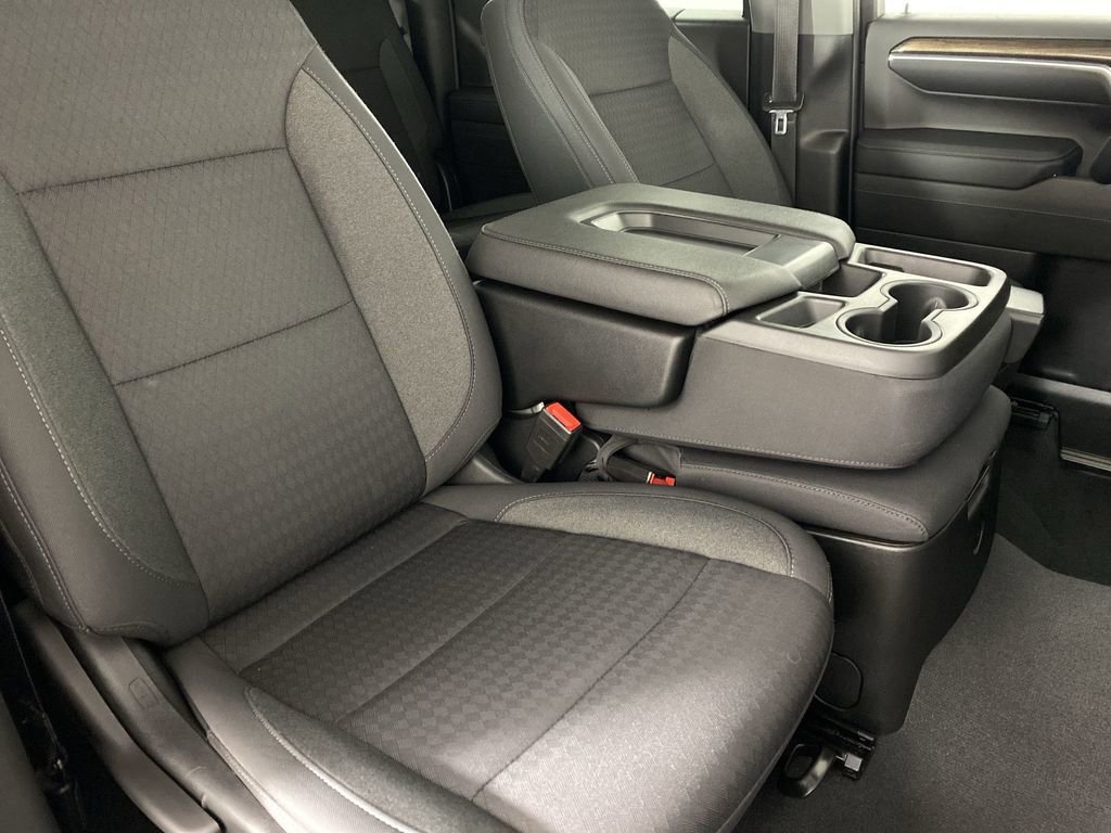 Used 2023 Chevrolet Silverado 1500 LT image 28