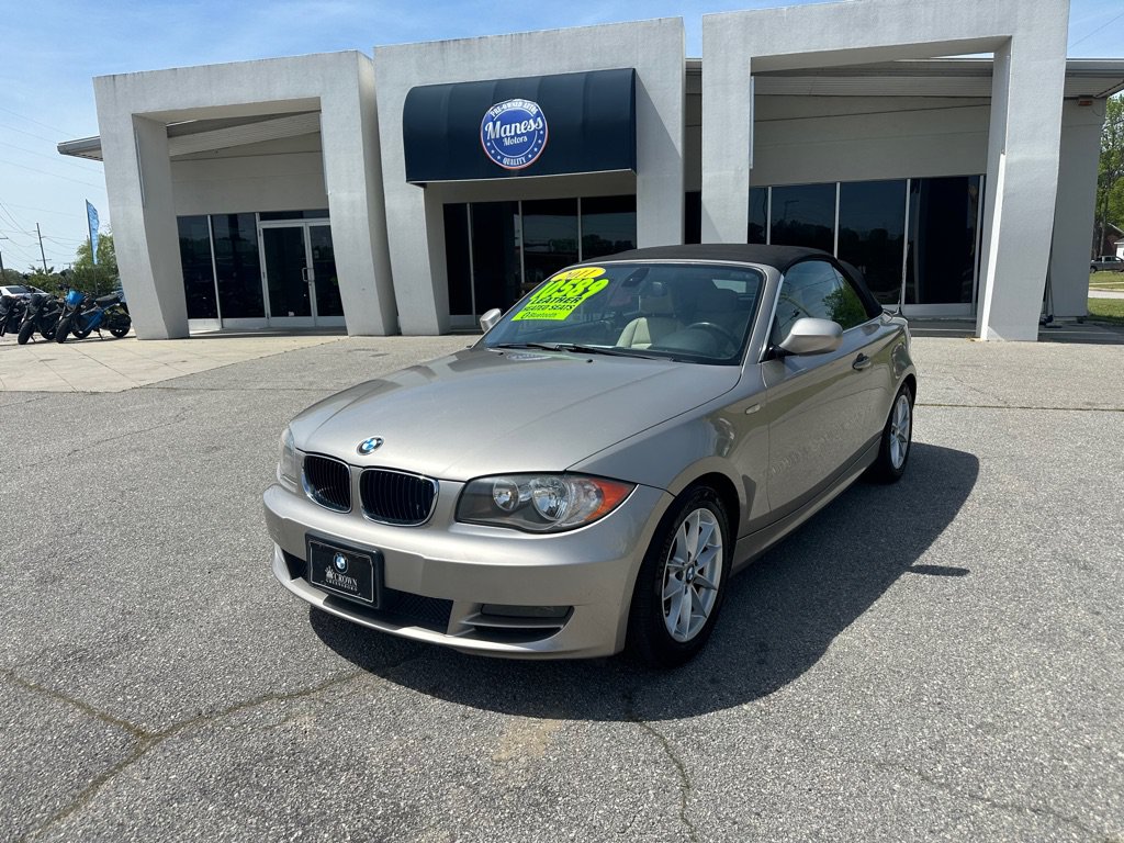 Used 2011 BMW 128i Convertible RWD image 1