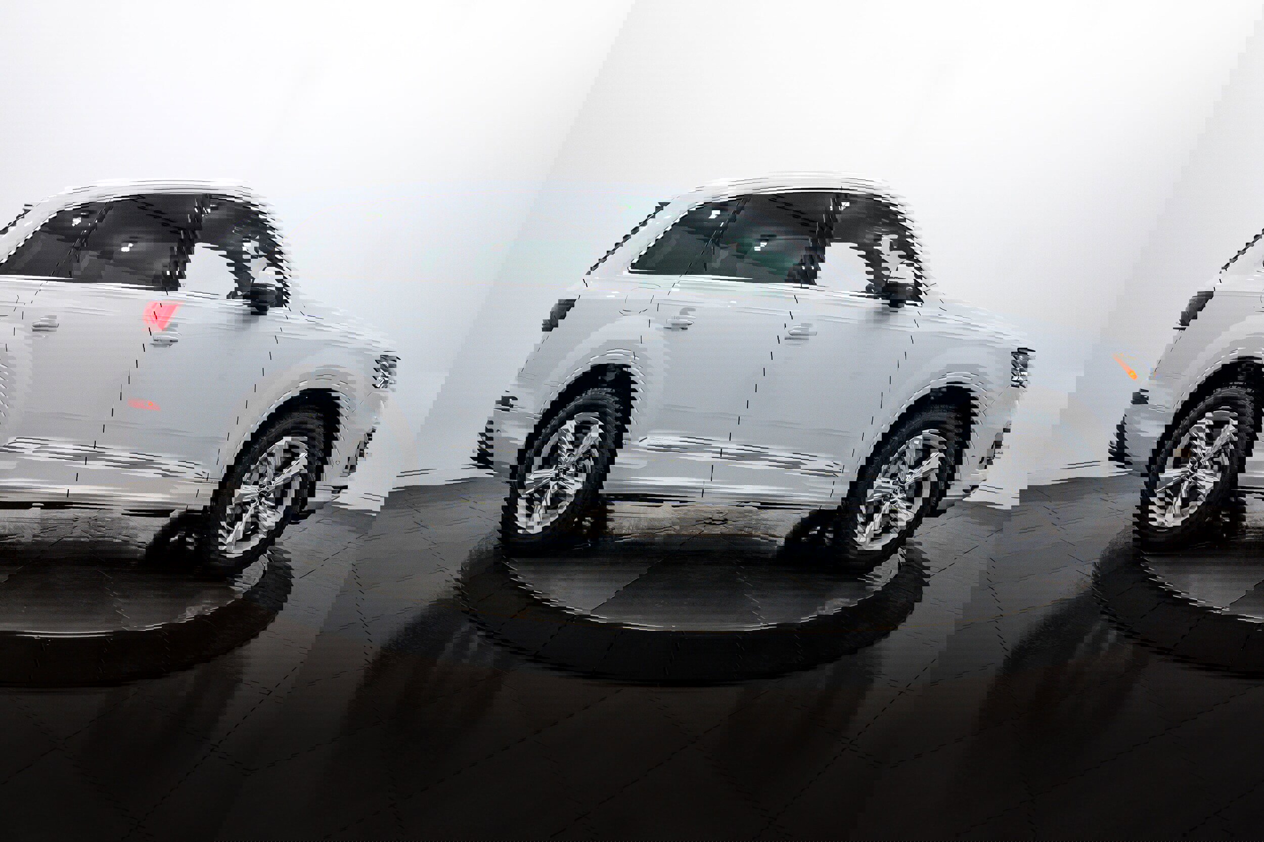 Certified 2023 Audi Q7 3.0T Premium w/ Convenience Package image 3