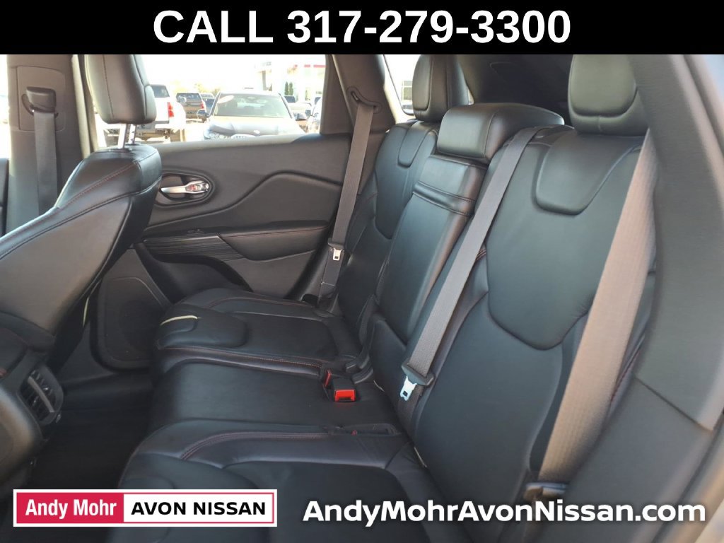 Used 2014 Jeep Cherokee Trailhawk w/ Comfort/Convenience Group AWD/4WD image 36