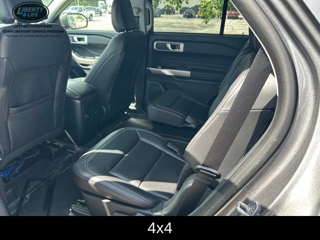 Used 2023 Ford Explorer XLT w/ Equipment Group 202A AWD/4WD image 12