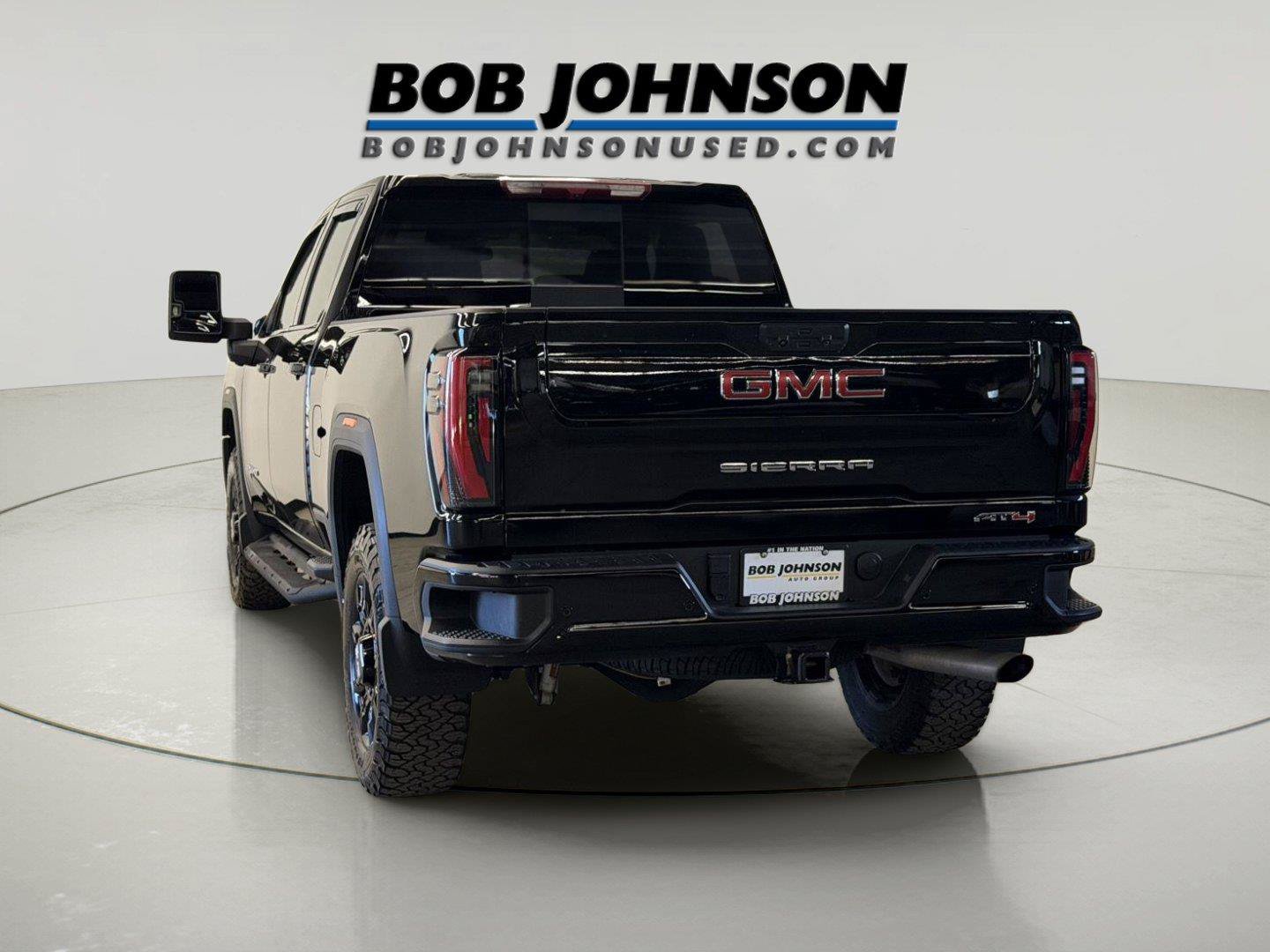 Used 2024 GMC Sierra 2500 AT4 w/ AT4 Preferred Package AWD/4WD image 9