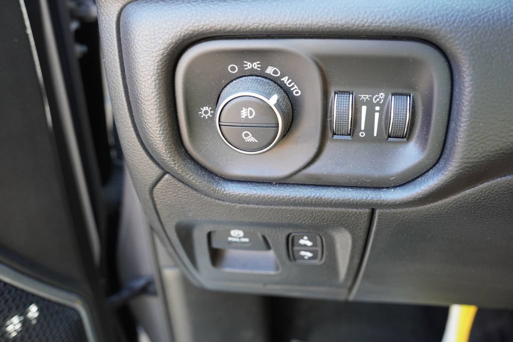Certified 2021 RAM 1500 Laramie AWD/4WD image 25