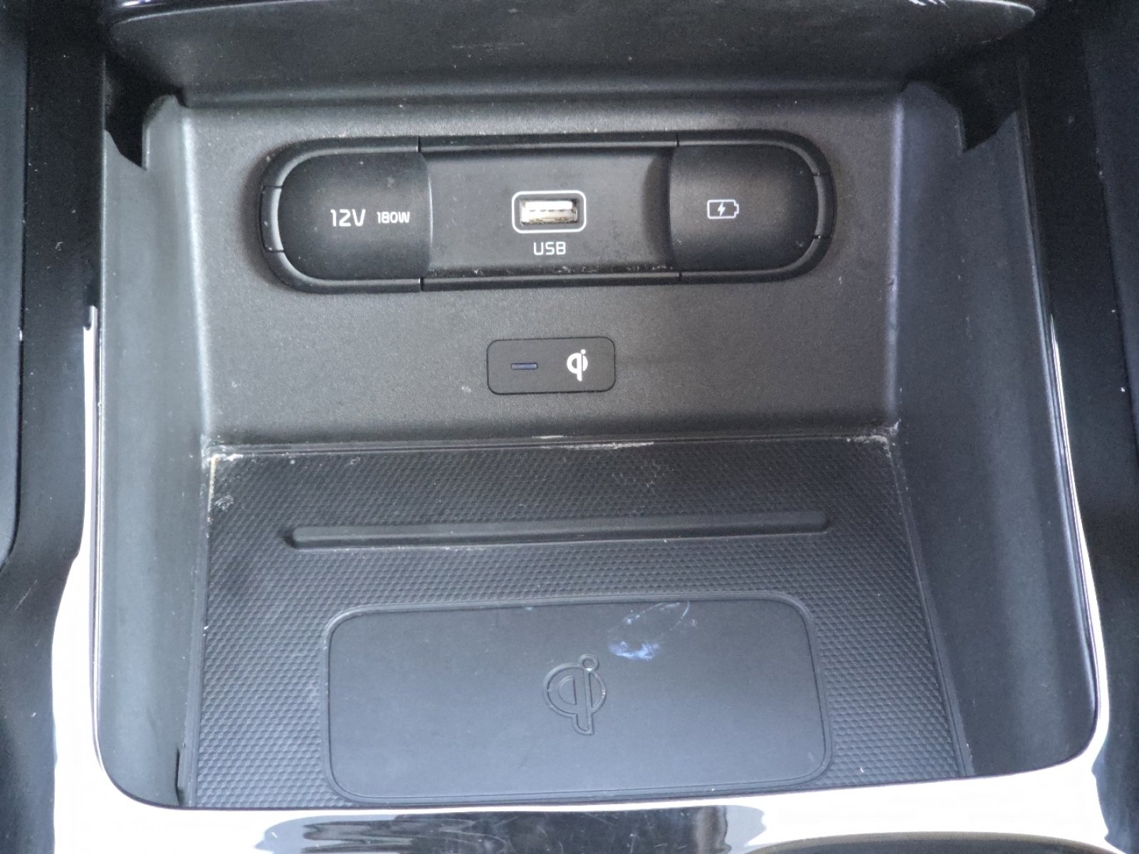 Used 2022 Kia Telluride S image 9