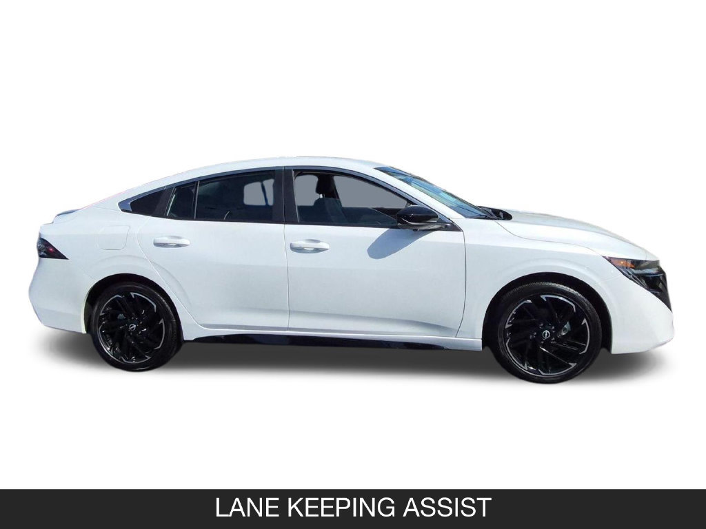 New 2026 Nissan Sentra SR w/ SR Premium Package FWD image 6