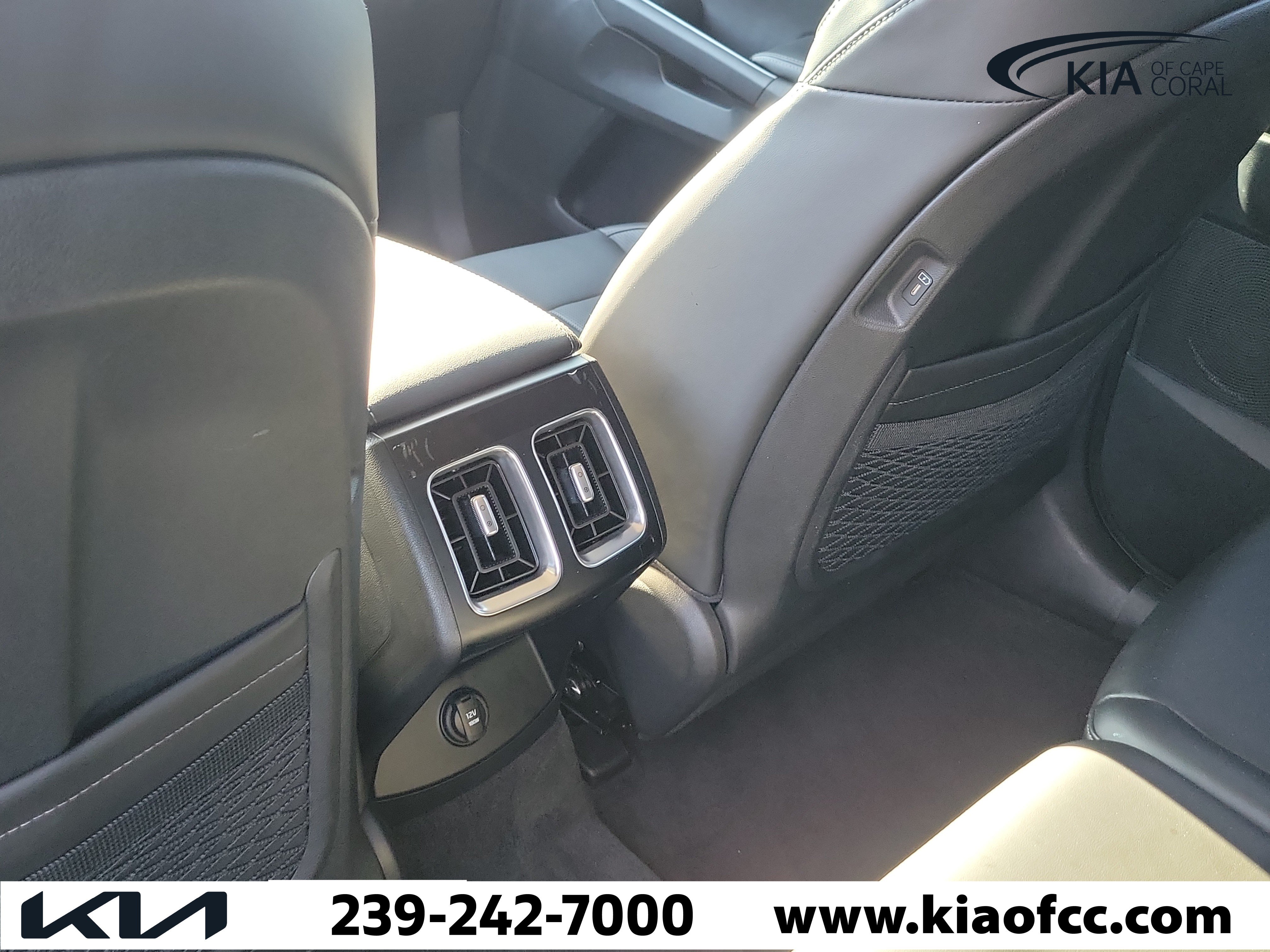 Certified 2025 Kia Sorento S w/ Panoramic Sunroof Package FWD image 13