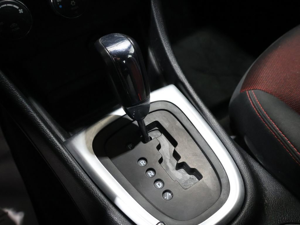 Used 2011 Dodge Avenger Heat image 26