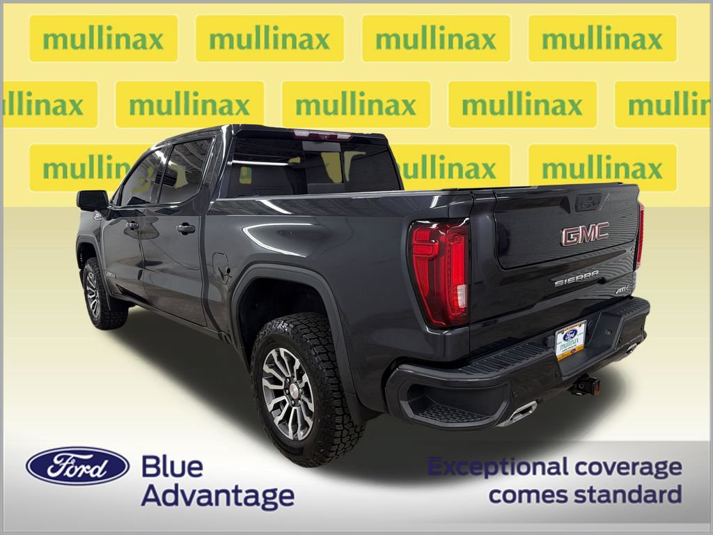 Used 2023 GMC Sierra 1500 AT4 w/ Technology Package AWD/4WD image 11