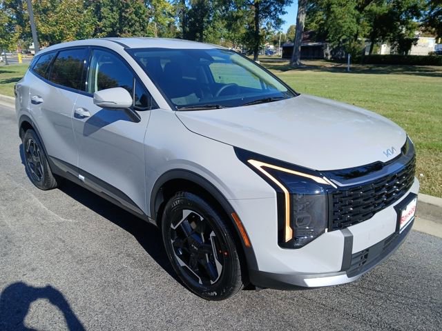 New 2026 Kia Sportage S image 8