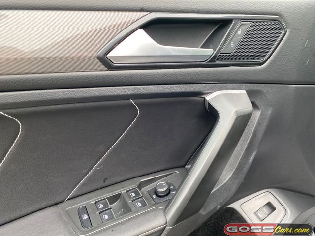 Used 2024 Volkswagen Tiguan SE image 22