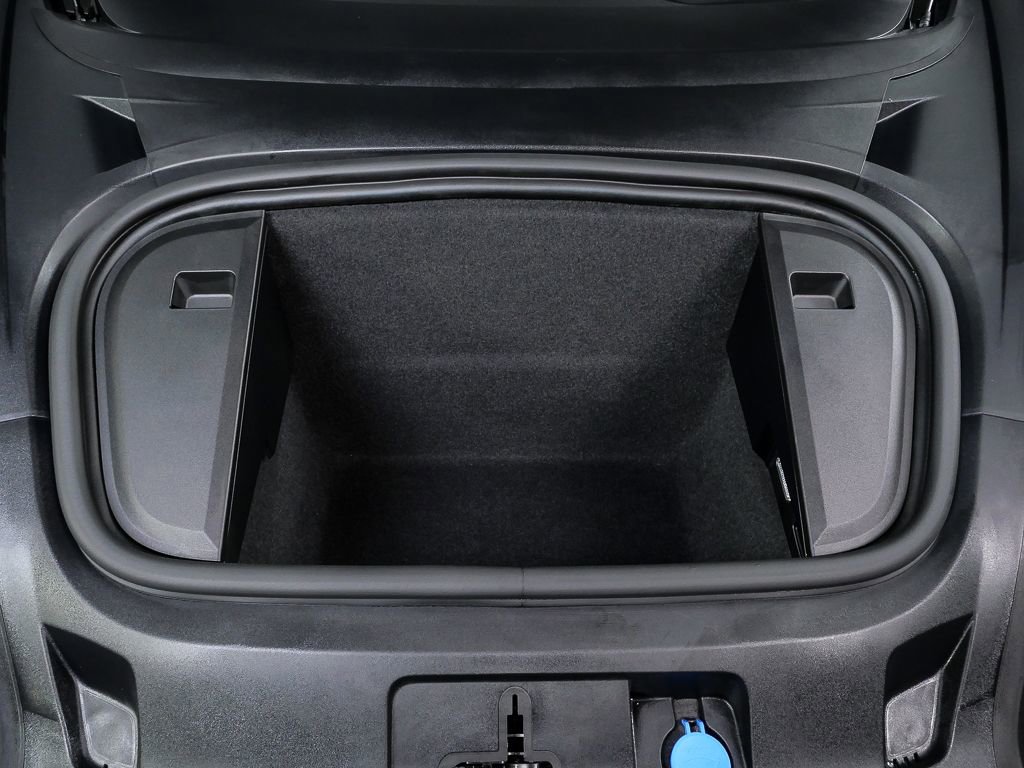 Certified 2024 Porsche Taycan 4S image 36