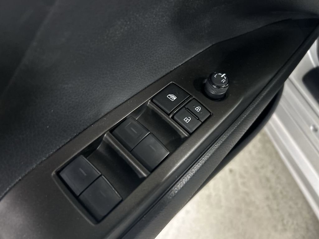 Used 2024 Toyota Camry SE w/ Cold Weather Package AWD/4WD image 16