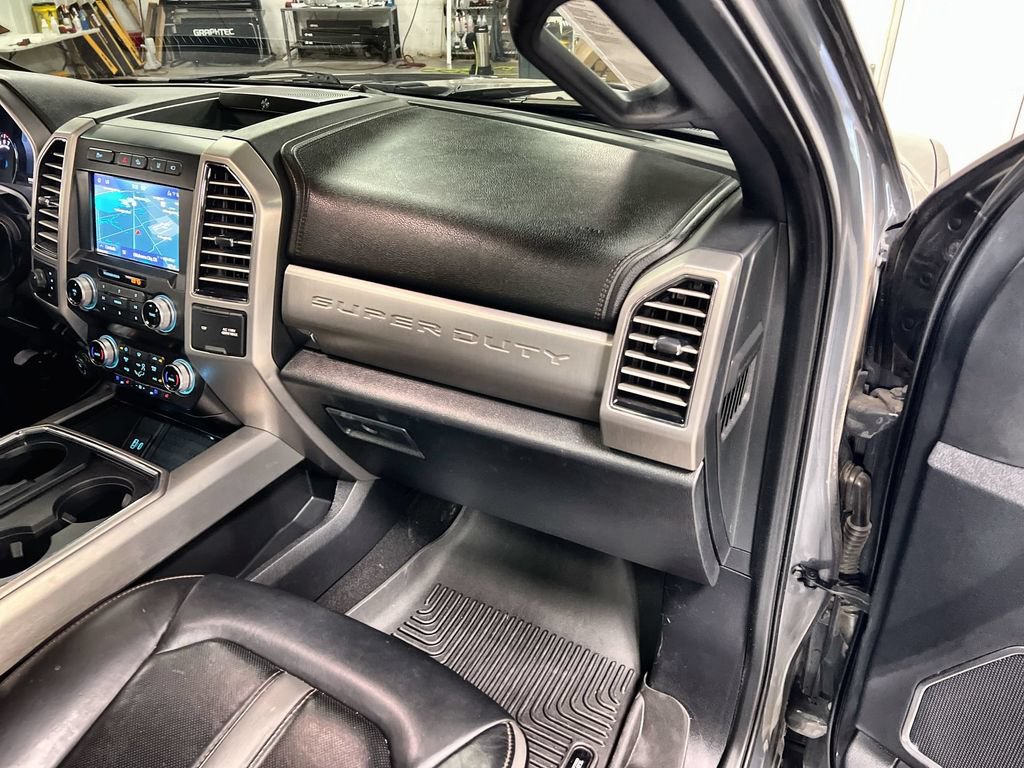 Used 2021 Ford F250 Platinum w/ Tremor Off-Road Package AWD/4WD image 29