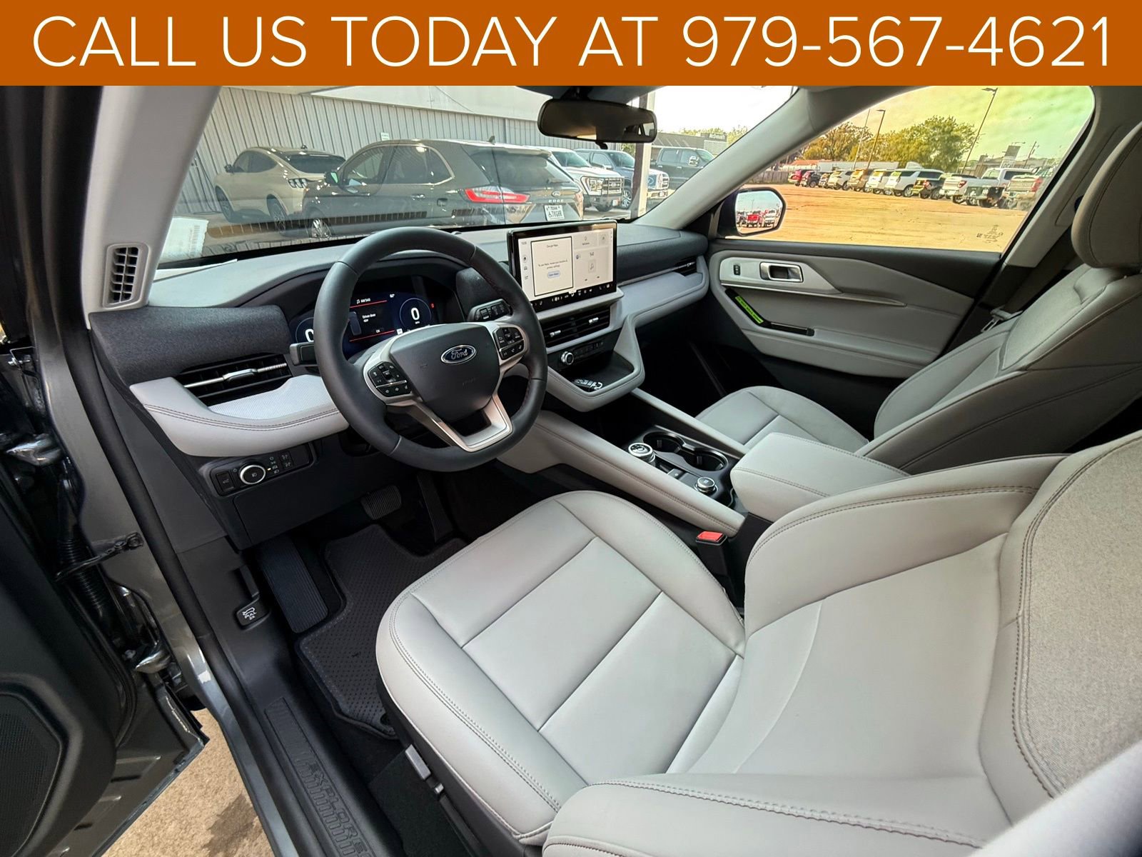 New 2026 Ford Explorer Active image 11