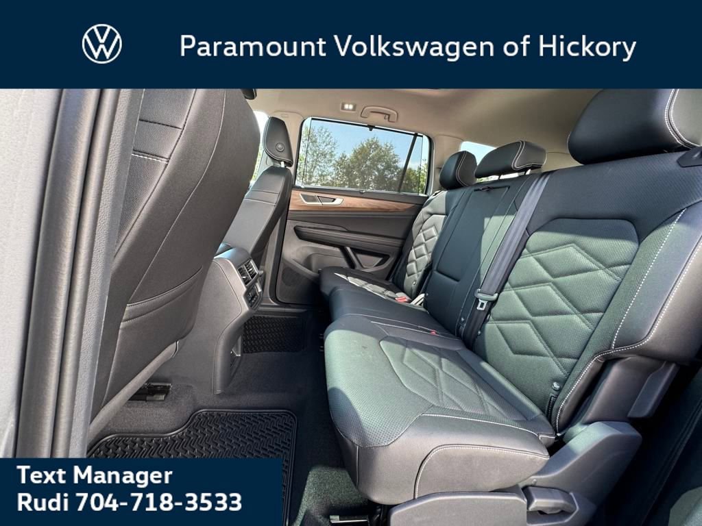 New 2026 Volkswagen Atlas SE image 16