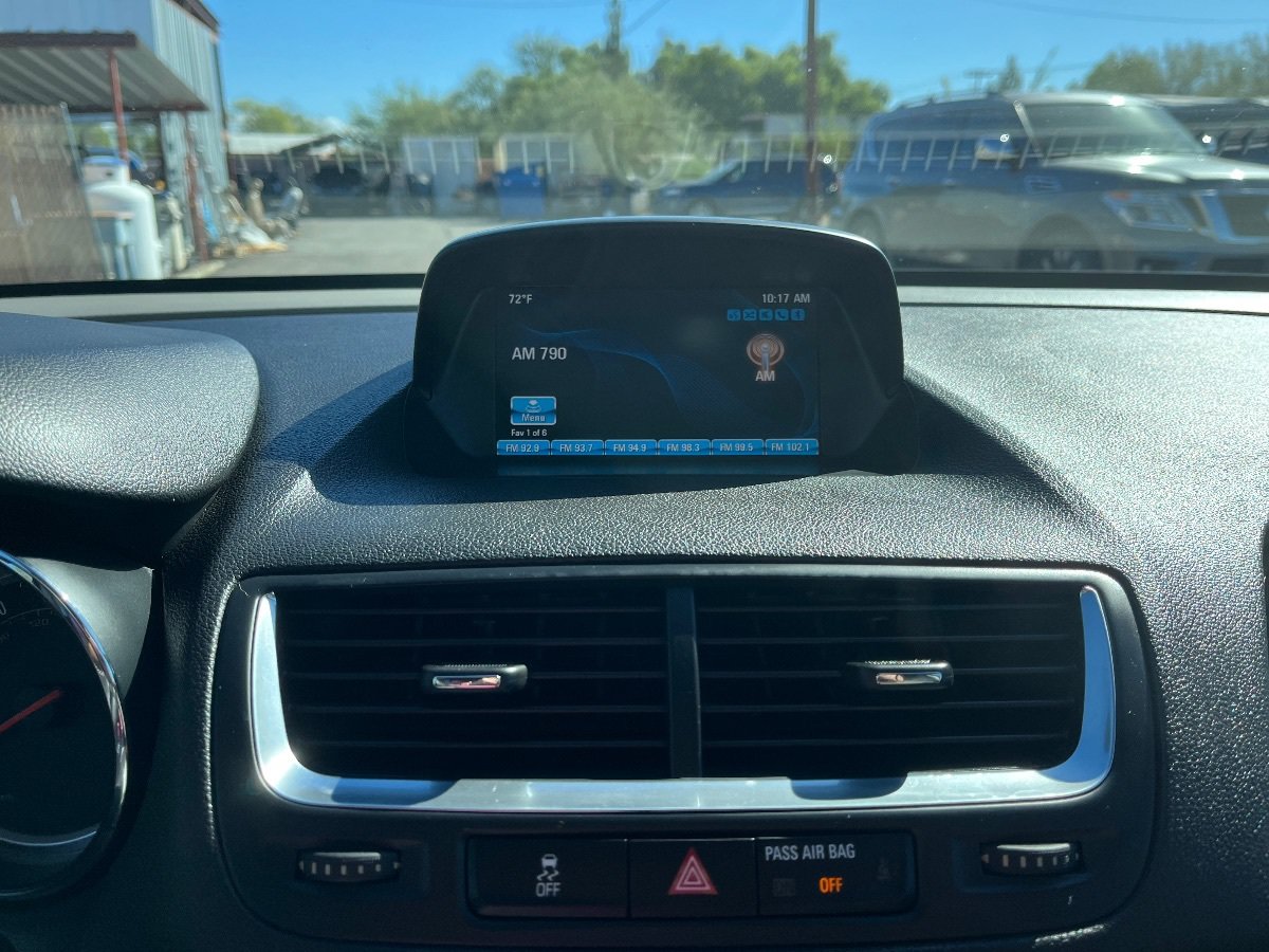 Used 2015 Buick Encore FWD image 13