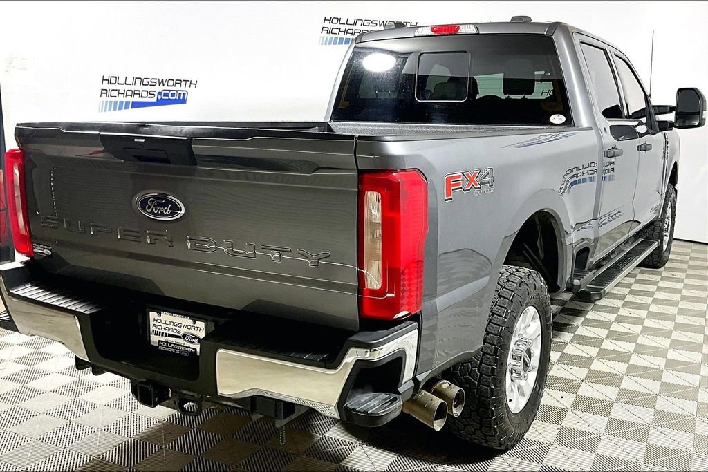 Used 2024 Ford F250 XLT w/ FX4 Off-Road Package image 9