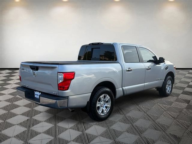 Used 2017 Nissan Titan SV RWD image 5