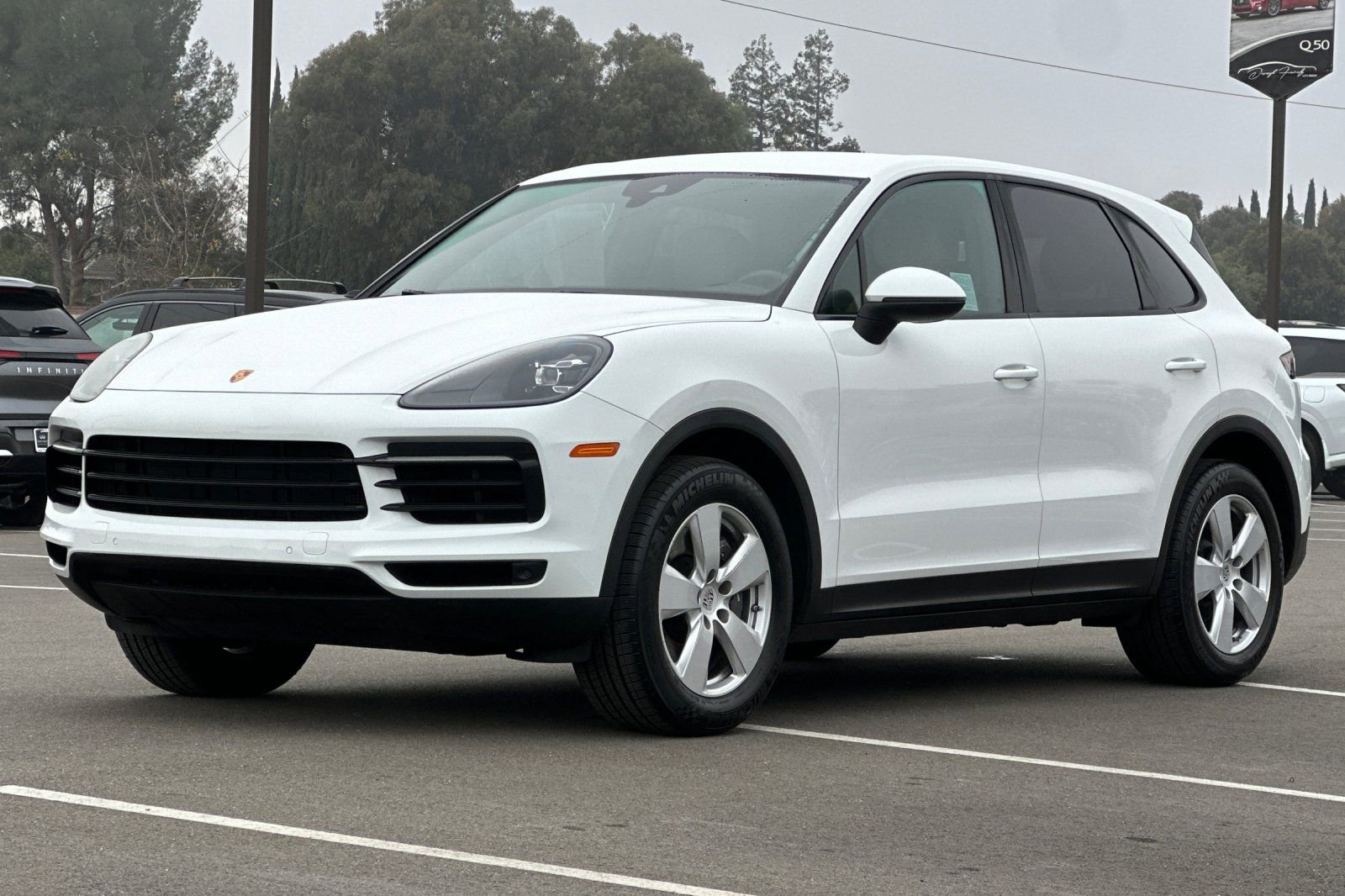 Used 2023 Porsche Cayenne image 8