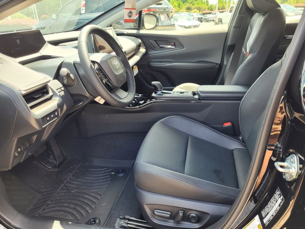 New 2026 Toyota Prius Limited FWD image 3