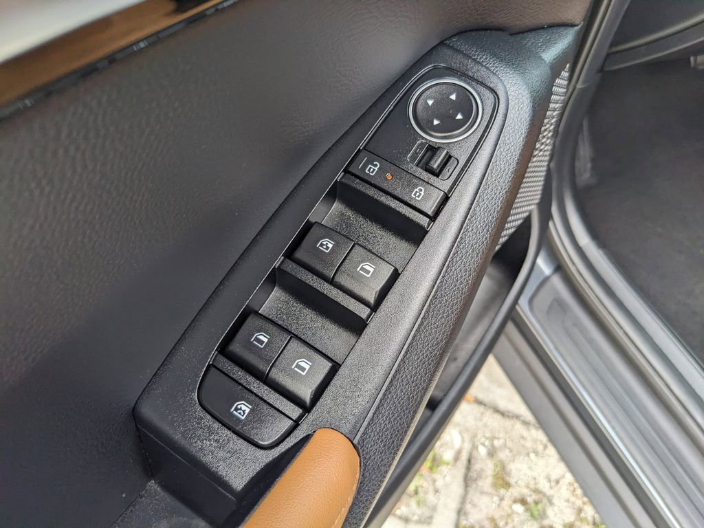 Certified 2026 Kia Seltos EX w/ EX Sunroof Package image 19