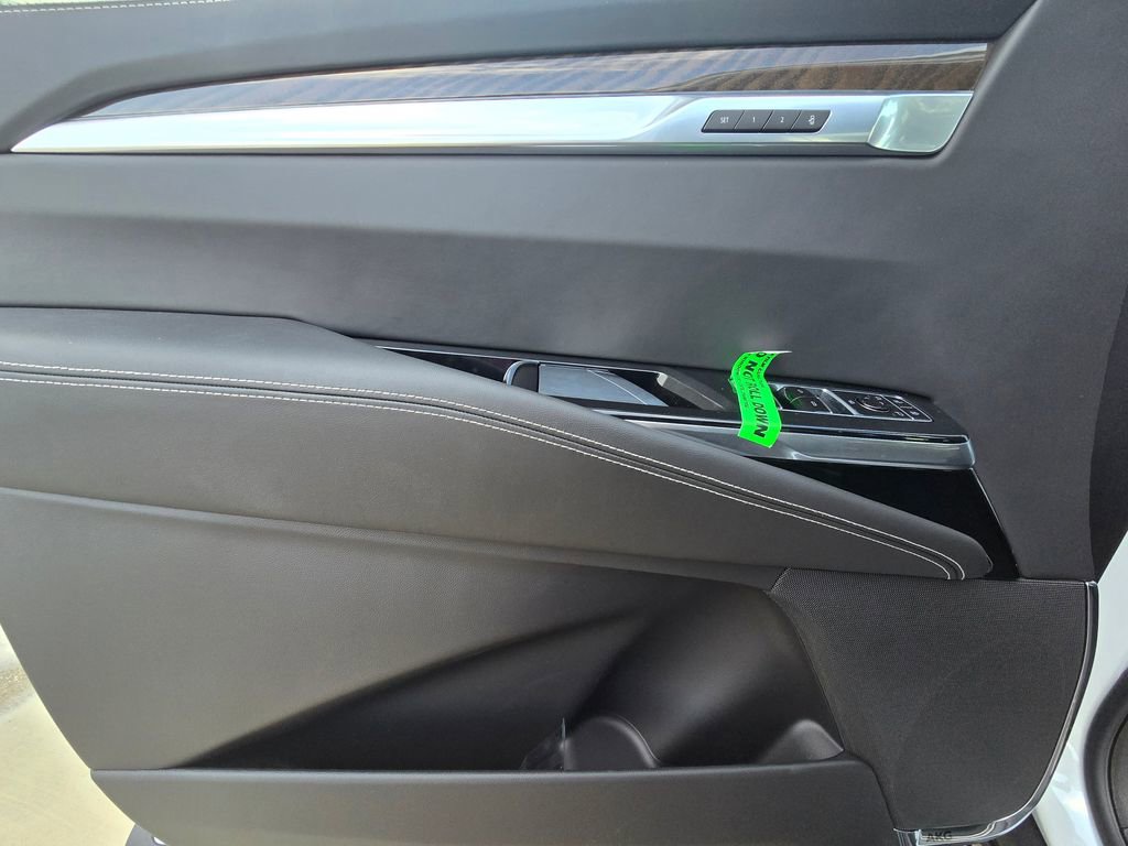 New 2026 Cadillac Escalade ESV Platinum Sport w/ LPO, ONYX Package image 14