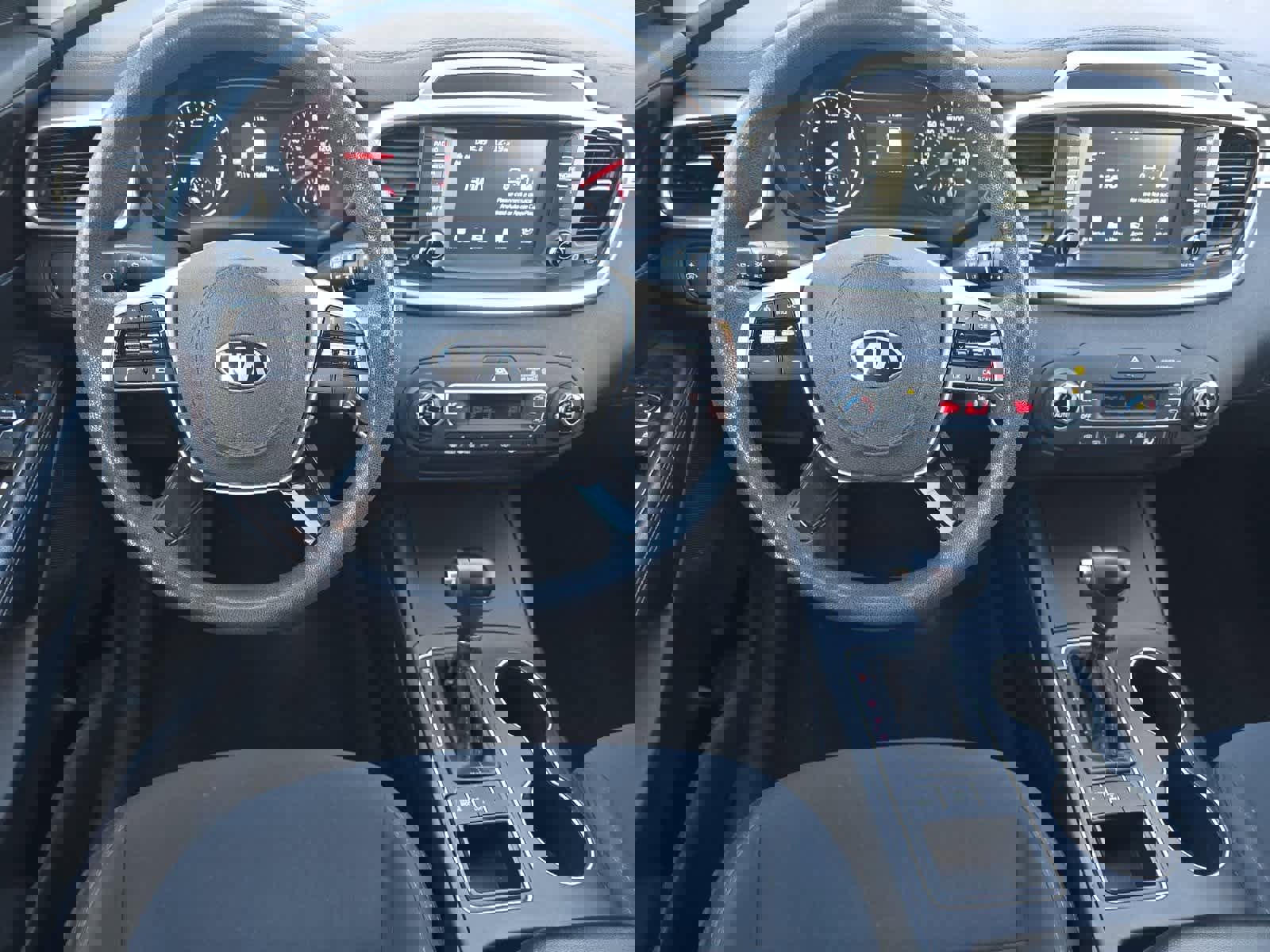 Used 2019 Kia Sorento LX image 14