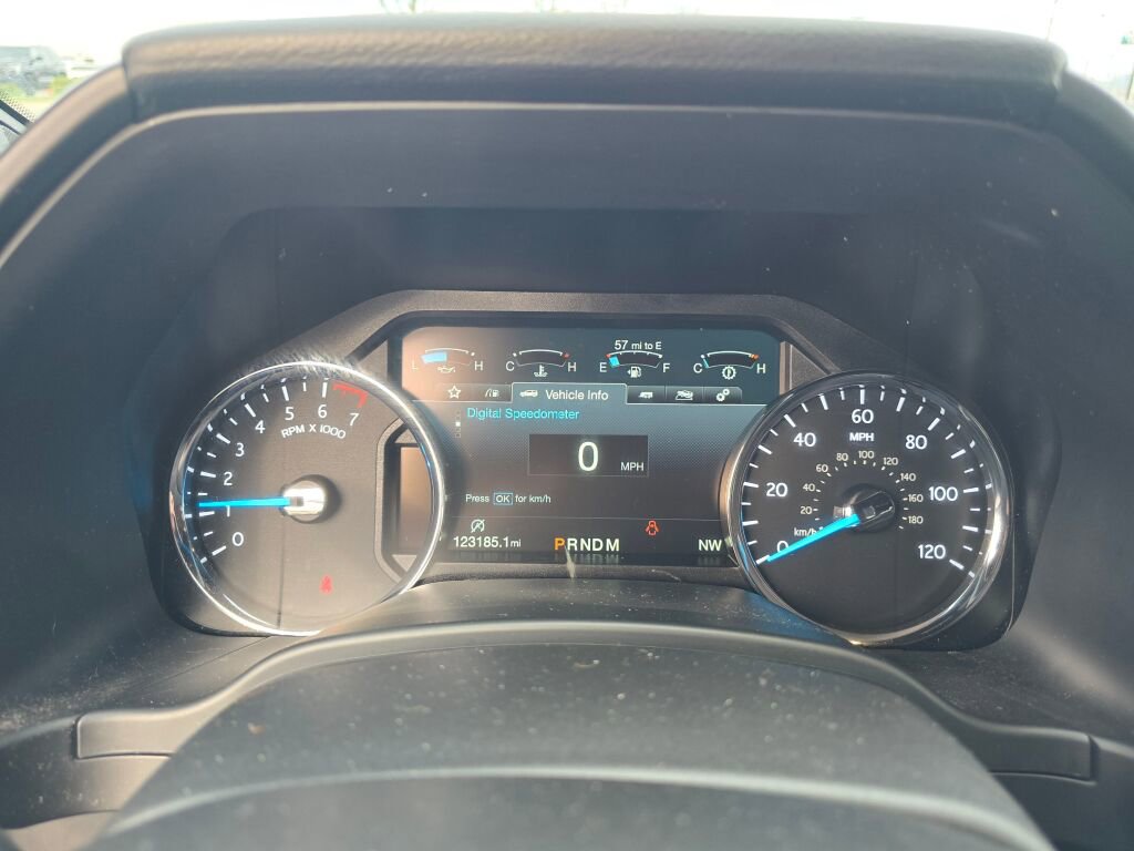 Used 2018 Ford Expedition Limited image 31