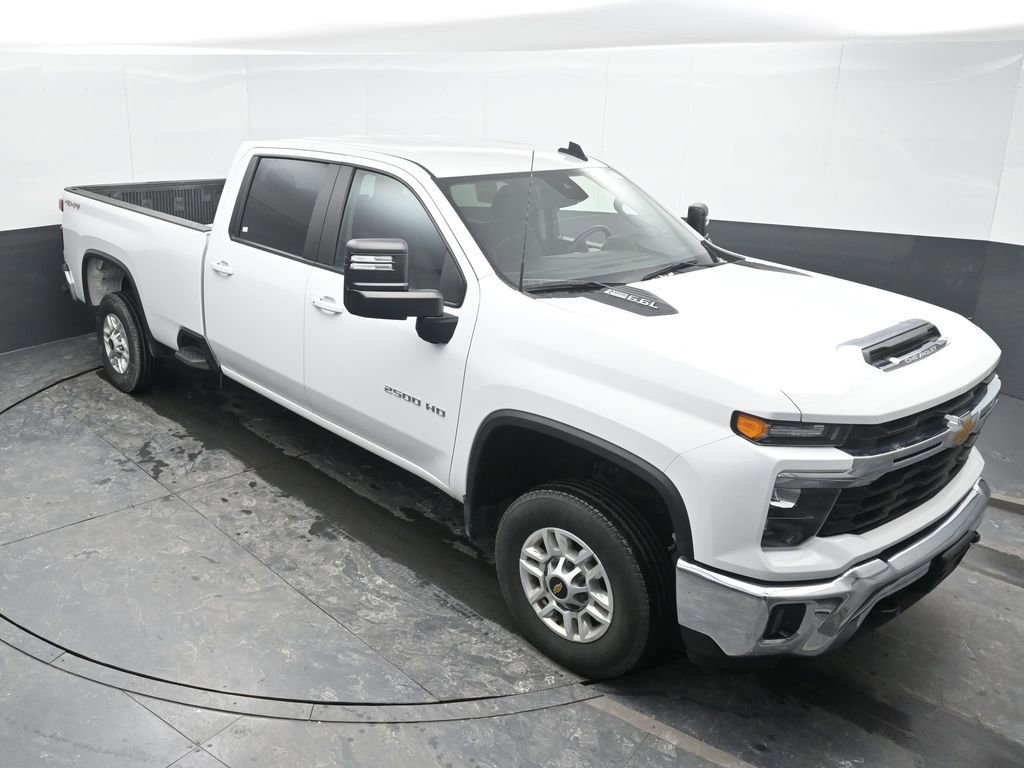 Used 2024 Chevrolet Silverado 2500 LT w/ Convenience Package image 36