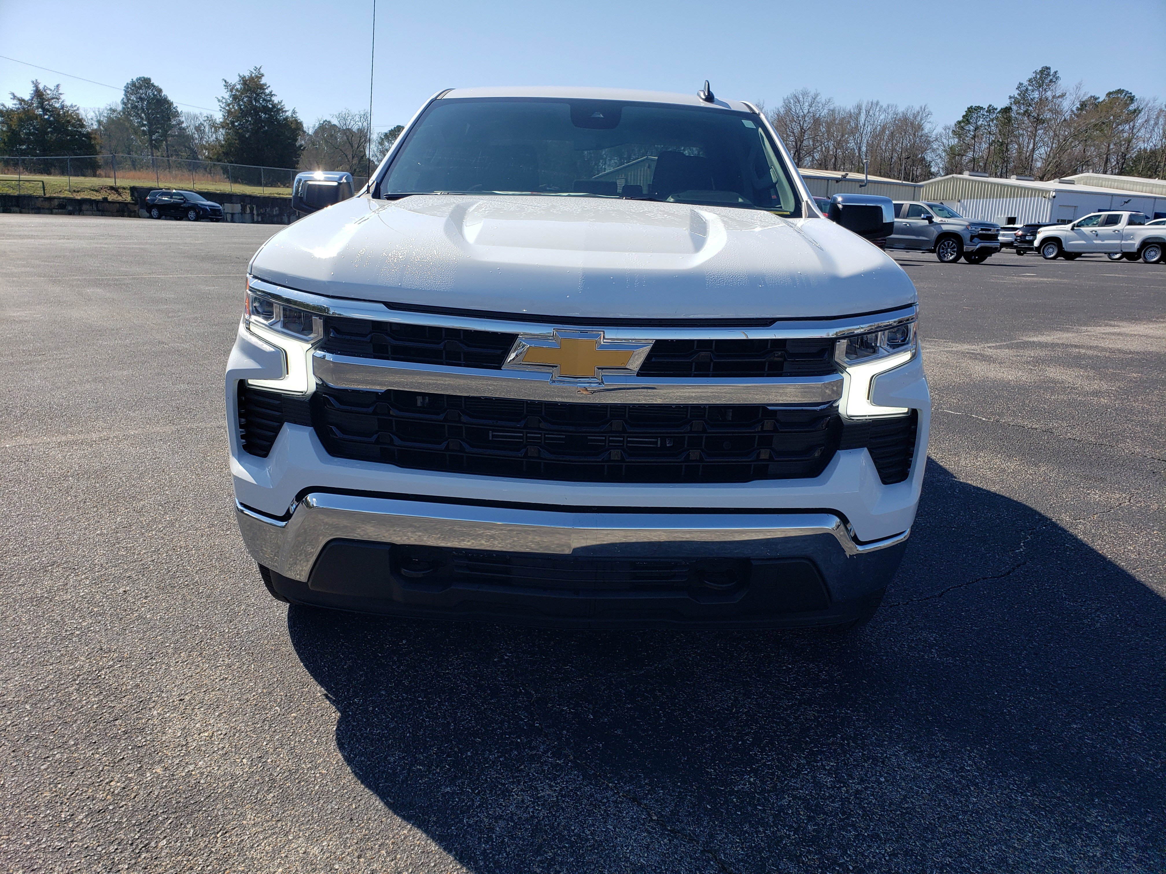 Used 2024 Chevrolet Silverado 1500 LT image 7