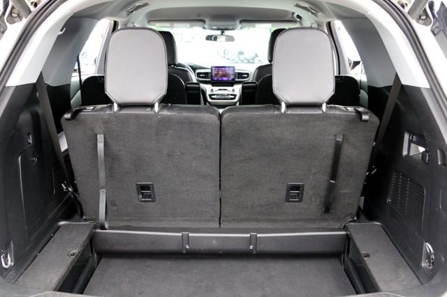 Used 2024 Ford Explorer XLT w/ Equipment Group 202A image 29