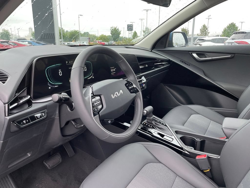 New 2026 Kia Niro EX FWD image 10