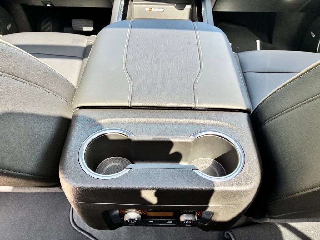 New 2026 Chevrolet Tahoe Premier w/ Sun And Tow Package RWD image 24