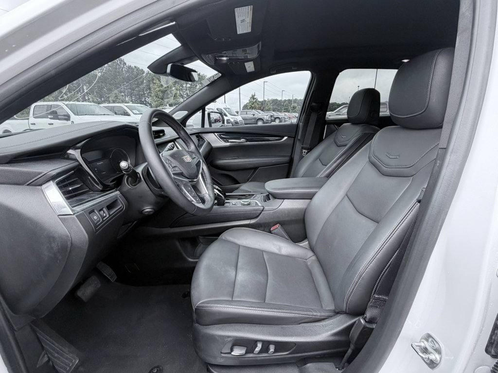 Used 2025 Cadillac XT5 Premium Luxury AWD/4WD image 21