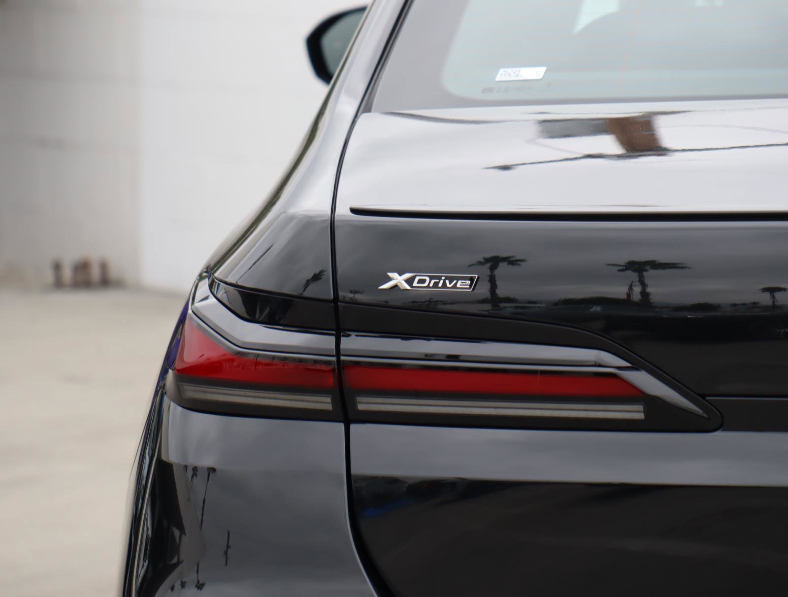 New 2026 BMW 750e xDrive w/ Premium Package image 5