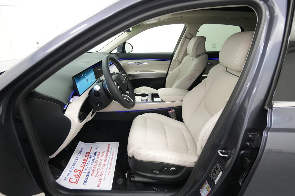 New 2026 Genesis GV70 2.5T Select AWD/4WD image 15