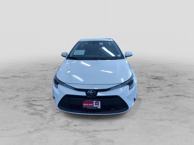 Used 2025 Toyota Corolla LE image 5