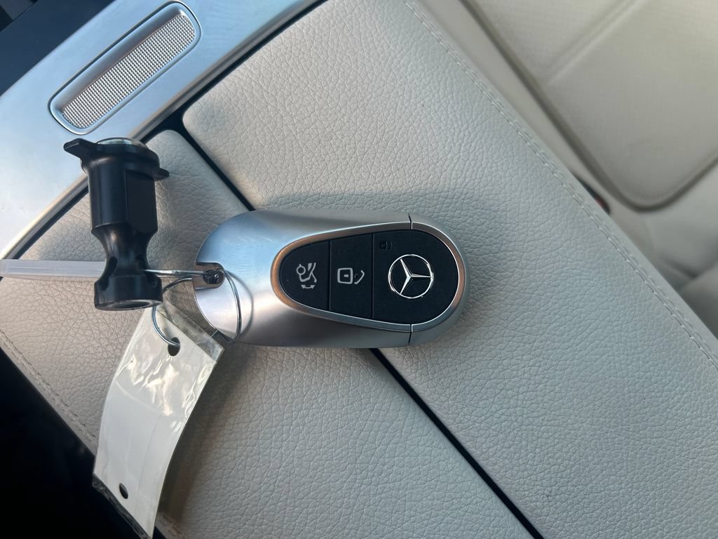 Certified 2024 Mercedes-Benz C 300 4MATIC Sedan image 28