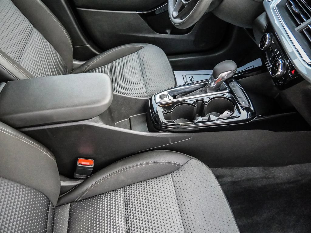 Used 2025 Chevrolet Trax LT FWD image 15
