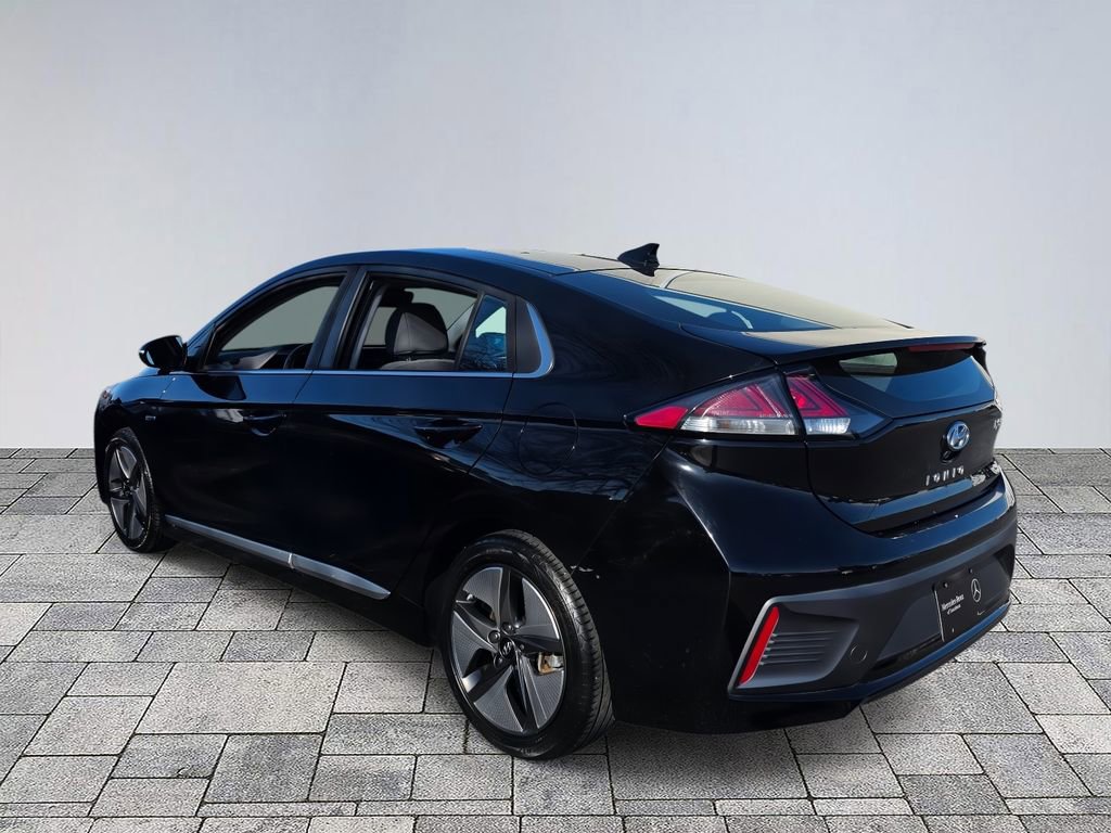 Used 2020 Hyundai Ioniq SEL image 5