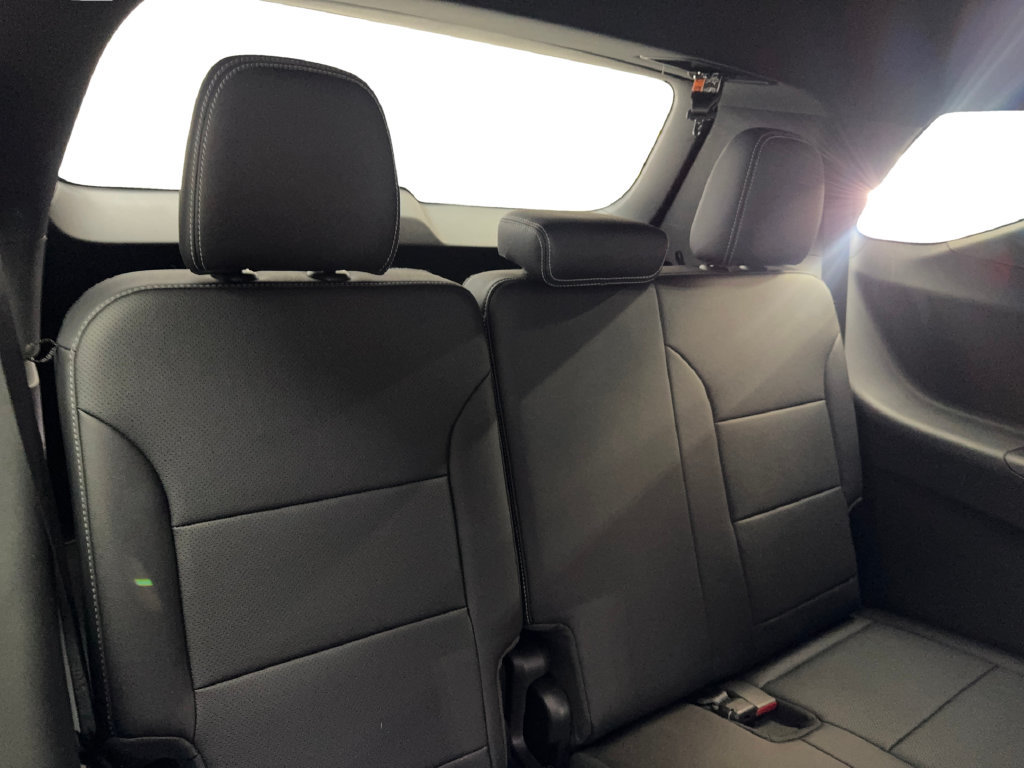 Used 2026 Chevrolet Traverse LT FWD image 44
