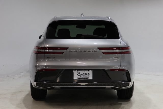 Used 2026 Genesis GV70 2.5T Advanced AWD/4WD image 7