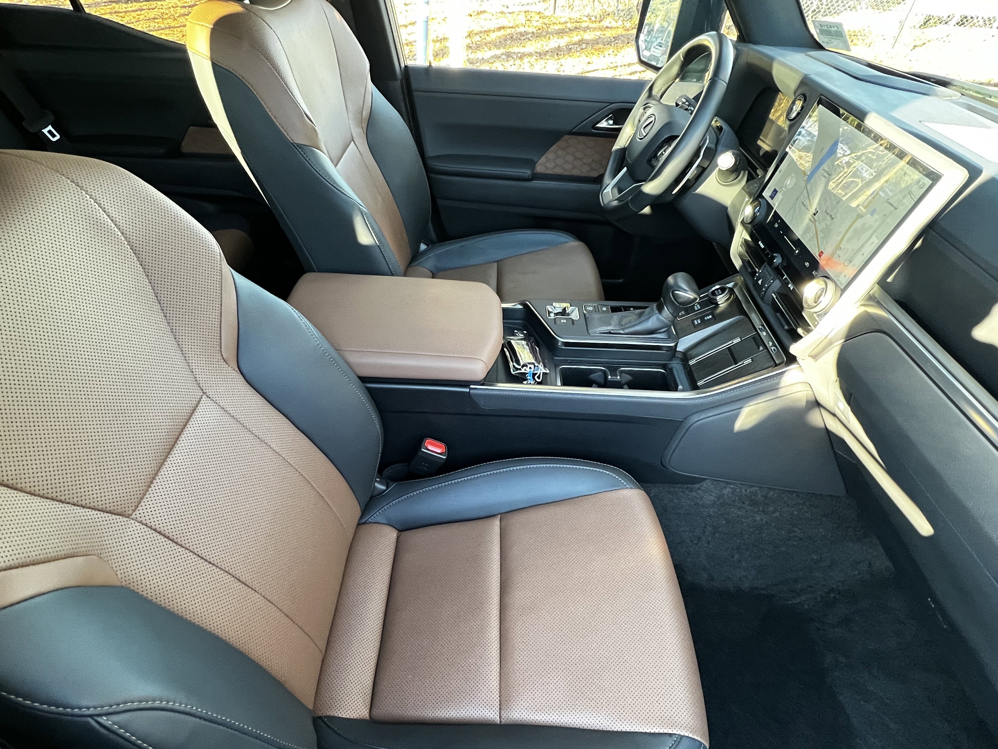 Used 2024 Lexus GX 550 550 Premium+ image 44