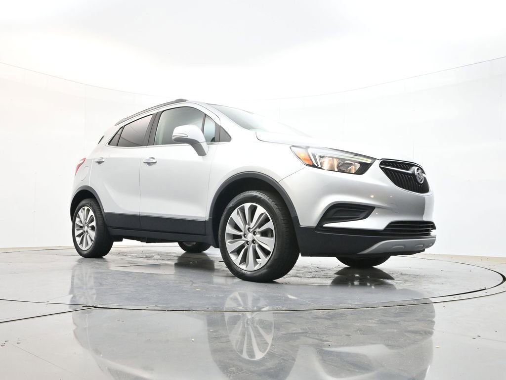 Used 2018 Buick Encore Preferred AWD/4WD image 32